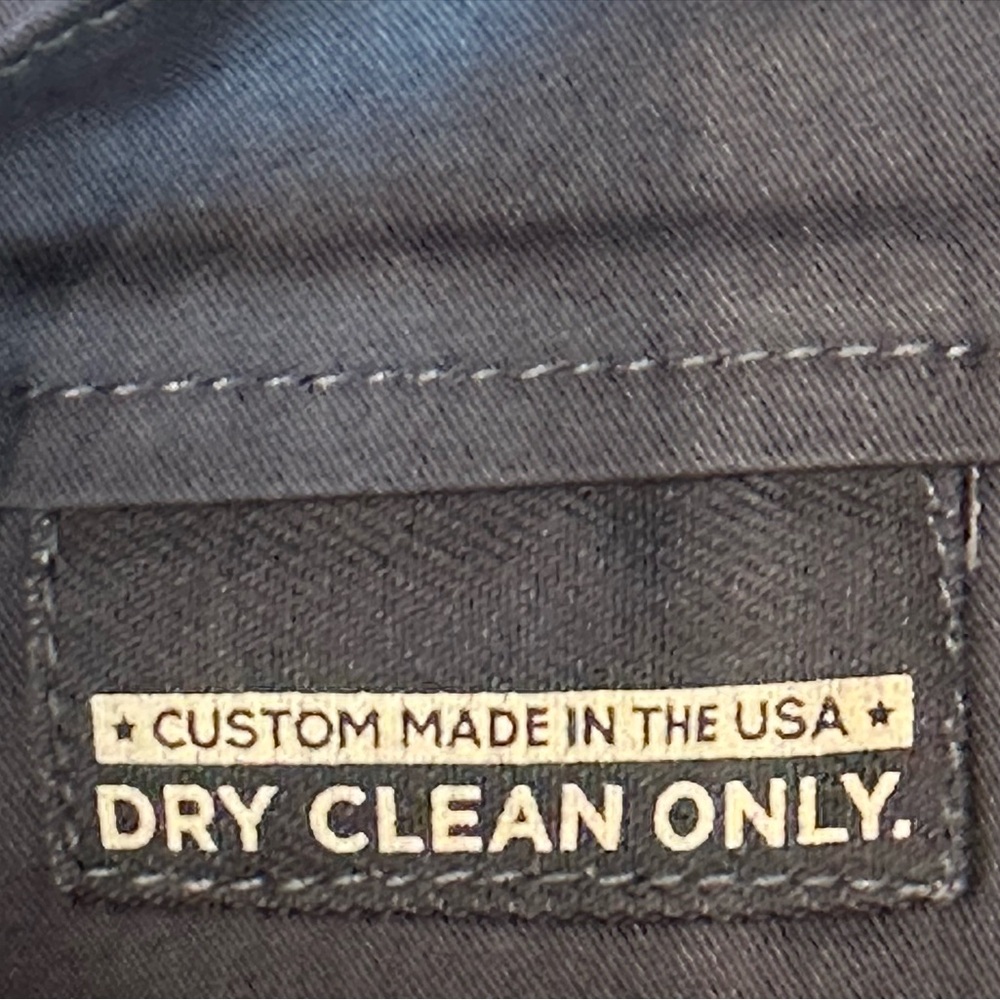 Professional Athletes Blue Delta Made USA Blue Pants
Blue- See Measurements - Picture 2 of 3